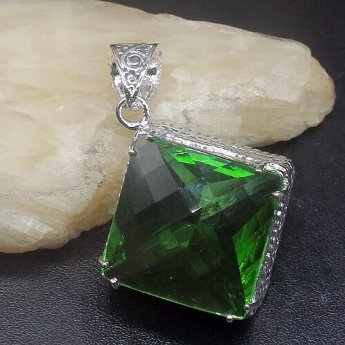 Gemstonefactory Jewelry Big Promotion 925 Silver Vintage Green Peridot Square Women Ladies Mom Gifts Necklace Pendant 20213650