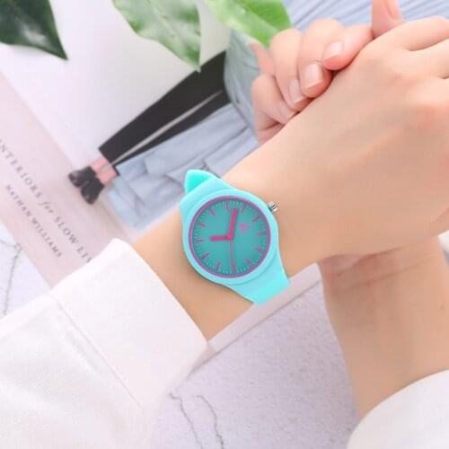 2021 new jelly watch Korean casual fashion ladies silicone watch candy color student quartz watch