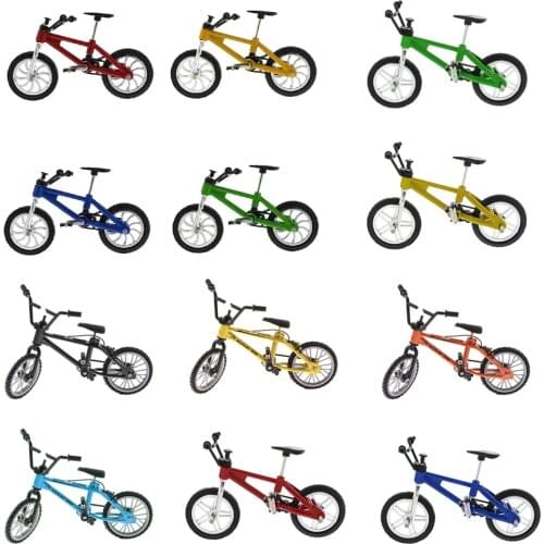MagiDeal Fingerboards (mini Skateboards And Bicycles)