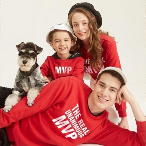 Family Matching Outfits Autumn Winter Christmas Creative Letter Printed Sweater T Shirt Father Mother Kids Boy Girl Home Clothes