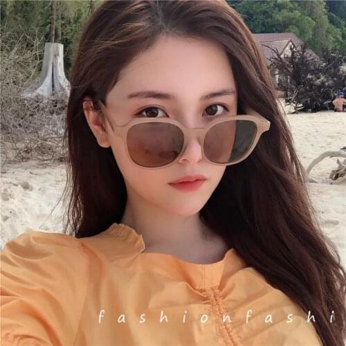 2021 New Fashion Retro Small Round Frame Sunglasses Trend Milk Tea Color UV Protection Eye Small Glasses UV400 Sun Glasses