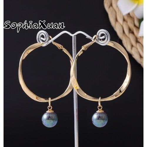 New Design Hawaiian Fashion Jewelry Simple Classic Earrings Colorful Pearl Gold Plated Hoop Earring Wholesale for Women Gift