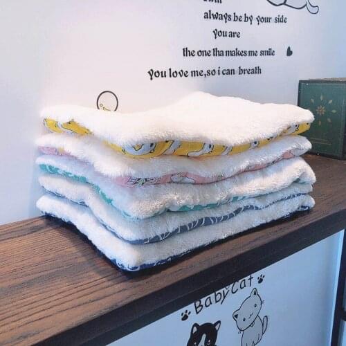 Pet Supplies Cat And Dog Mats Thick Lamb Velvet Mats To Keep Warm Square Air Conditioning Mats For All Seasons