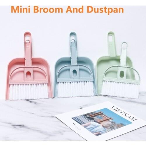 Pet Dustpan Small Broom Set Special Pet Cleaning Wall-Hung Urinal Convenient Pet Cleaning Equipment