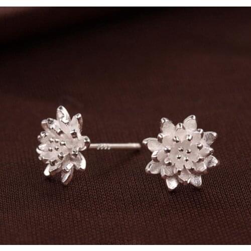 1 Pair Cute Female Handmade Jewellery Womens Sliver Plated Lotus Flower Ear Stud EarringS