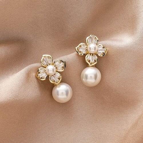 Micro Pave Zircon 4 Petals Flower Pearl Earrings For Women Etrendy New Jewelry Birthday Gifts