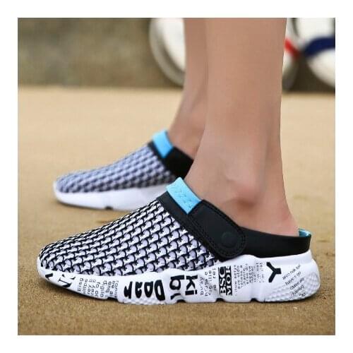 2020 Summer Mesh Shoes Men Sandals Beach Slippers Clogs Male Sneaker Clogs Man