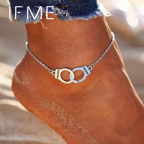 IF ME Bracelets On The Leg