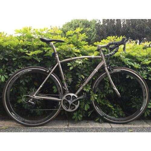 Titanium road bike frame700C with inner line routing