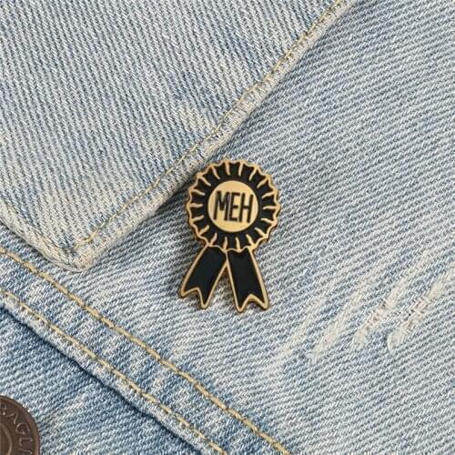 Classic Black Round Wreath Brooches Creative MEH Enamel Pin Denim Jackets Shirt Metal Lapel Pins Vintage Badge Girl Jewelry Gift