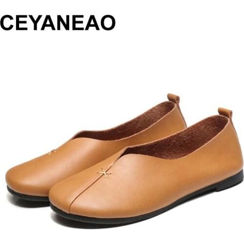 CEYANEAO Shoes on a flat sole made of genuine leather in retro style; handmade leather loafers; flexible spring casual shoes