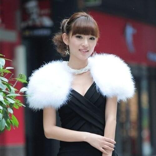 Bridals Black/White Fur Fur Bolero Jackets And Shrugs For Weddings Real Fur Shawl Women Genuine Ostrich Feather Fur Wrap Poncho