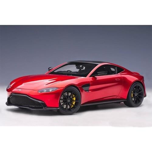 2021 New 1:24 Aston Martin DBS Superleggera Alloy car model crafts Ornaments Collection toy tool gift Die-casting Model Gift