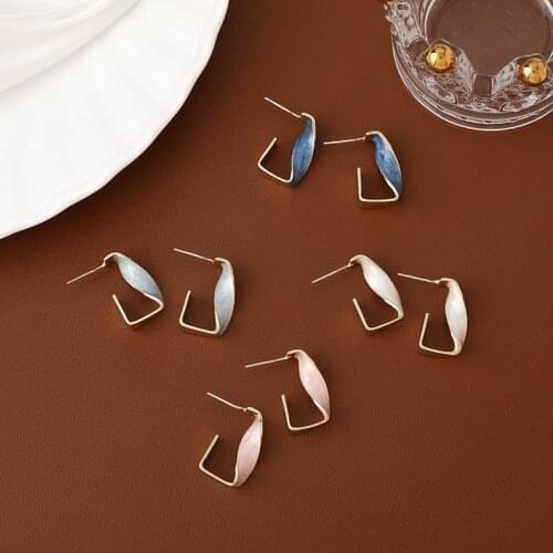 VSnow Unique Design Distortion U Shape Open Hoop Earings for Women Minimalist Metal Statement Drop Earrings Pendientes Wholesale