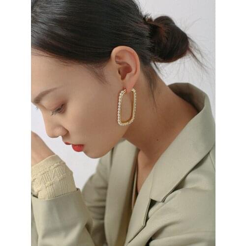 Women Jewelry Real Pearl Rectangle Earrings Brass With 18K Gold Punk Party Gown Runway rare Boucle Korean Japan INS Fashion