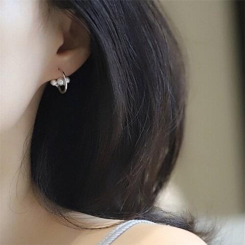 Zeojrlly Geometric Women Trendy Stud Earrings Small Pearl Earrings Women Simple New Fashion Sweet Earrings Female Jewelry