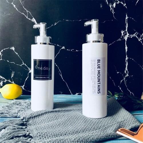 500ml White Bath Shampoo Storage Bottle Vogue Chic Liquid Lotion Bottle Scandinavian Portable Travel Organizer Bottle