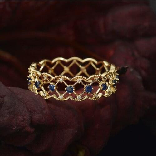 Fine Jewelry Fashion Hollow Design Inlay Shiny Small Zircon Vintage Golden Rings For Women Wedding Engagement Charm Accessories