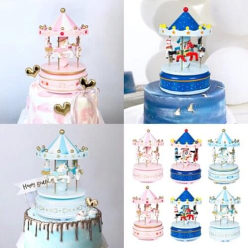 Cartoon Animal Rotating Wooden Horse Creative Eyes Candy Carousel Music Box Valentines Day Party Children Cake Decoration