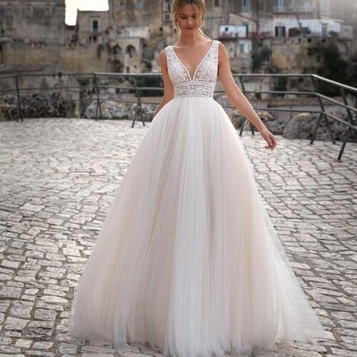 Boho Beach Wedding Dress V Neck A Line Floor Length Party Bride Dresses Vestido De Noiva Lace Tulle Arabic Wedding Dresses 2021