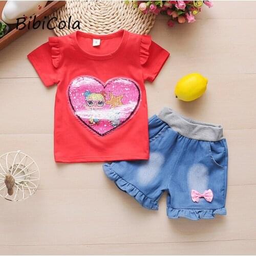Baby suit summer new bowknot childrens T-shirt + solid color shorts childrens fashion girls clothes suitable for 1-4 years old