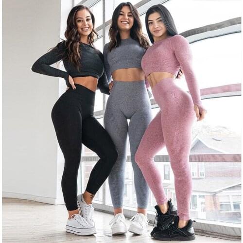 Womens seamless yoga clothing suit autumn and winter new knitted hip-lifting elastic fitness sports three-piece suit