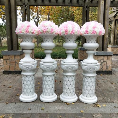 Wedding Stand Roman road leading to Roman columns