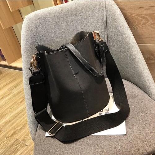 Brand design luxury ladies bucket PU shoulder bag single shoulder large capacity versatile crossbody single shoulder frosted lar