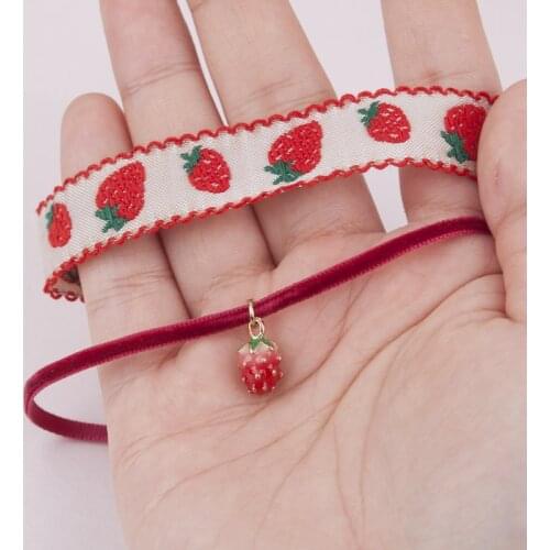 Fashion Cute Red Strawberry Pendant Collar Necklace For Women Girls Party Velvet Webbing Choker Necklace Jewelry Gifts