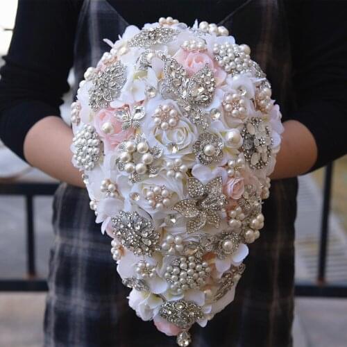 2020 Luxury Rose Water Drop Bouquet Handmade Flowers Rhinestones Blush Pink Wedding Bouquet Pearl Holding Bouquet