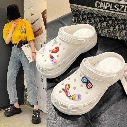 Beach Shoes Women Croc Clogs New Casual Women Rainbow Garden Shoes Non-Slip Sandals Slip On Girl Fashion Slides Outdoor