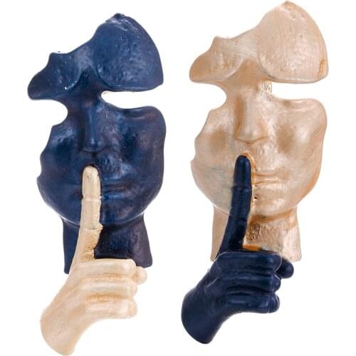 Enamel Hand Brooches For Women Men Personality Style Face Alloy Casual Party Brooch Pins Gifts