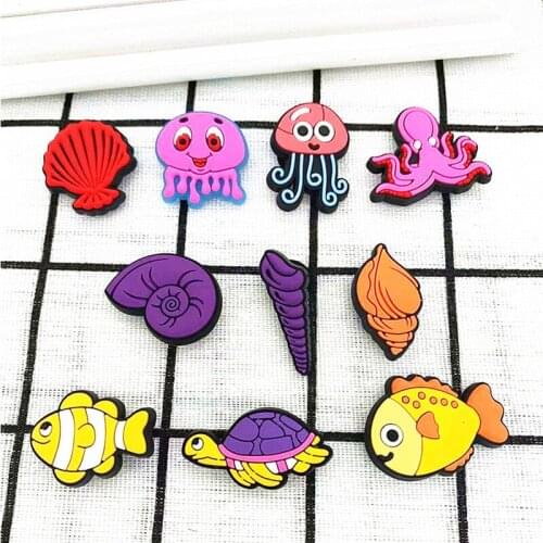 Novelty Single Sale 1pc PVC Cute Shoe Charms Jeans Accessories Shoe Decoration for Crocs JIBZ Cartoon Animals Wristbands Kids