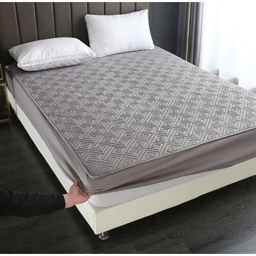 Thicken Quilted Mattress Cover Quilted Bed Fitted Bed Sheet Anti-Bacteria Mattress Topper Air-Permeable Non-slip Bed Pad