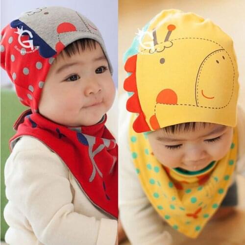 Giraffe Baby Beanie and Bandana Bibs Hat Sets for Baby Girls and Boys