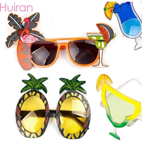 Huiran Novelty Pineapple Sunglasses Hawaiian Funny Glass Decorations Flamingo Sunglasses Bachelorette Party Event Supplies