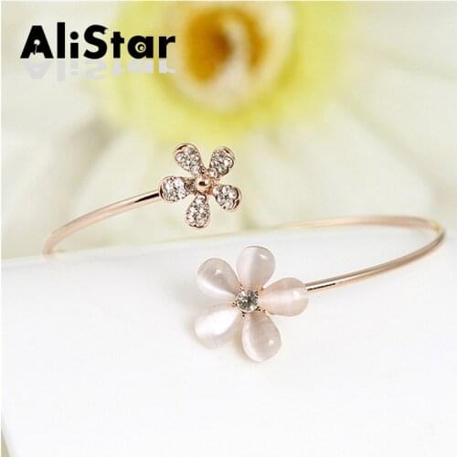 Sweet Flower Design Cuff Bangles For Women 2017 New Fashion Summer Jewelry Rhinestone Decoration bracelets #BR041