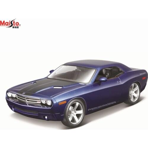 Maisto 1:18 2006 Dodge CHARGER R/T Concept Die-cast alloy model car Toy Collection gift