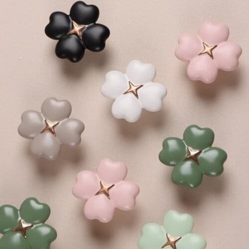Four Leaf Clover Ceramic Wall Hook Decorative Hooks Children Room Cabinet Hooks Coat Hangers Towel Hanger Colorful Hook
