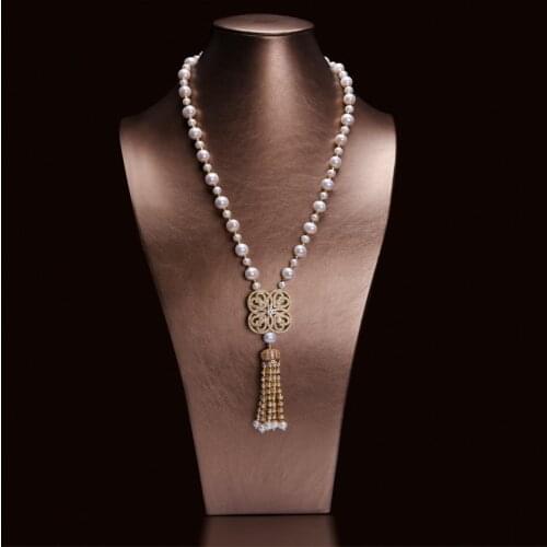 Luxury Flower Pendant Clasp With Tassel Design Long Necklace Gold Plated Color Long Pearl Sweater Necklace Jewelry Lady Gifts