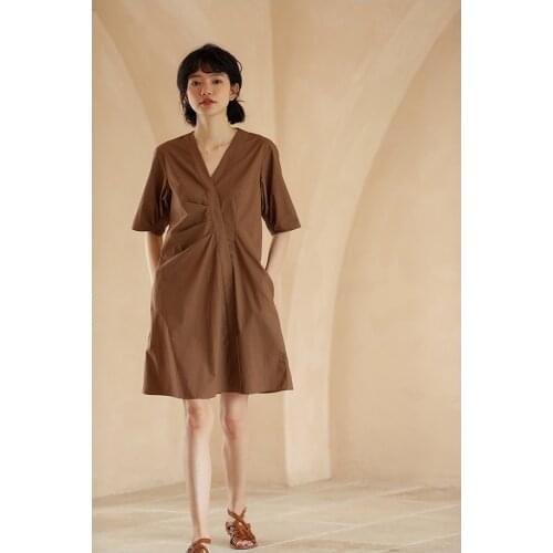 Design V-neck slant placket fold temperament show thin brown dress 0421