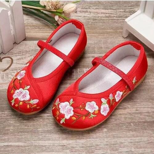 USHINE Handmade Vintage Women Ballet Flat Chinese Traditional Flower Embroider Shoes Cotton Fabric Walking Shoes woman girls