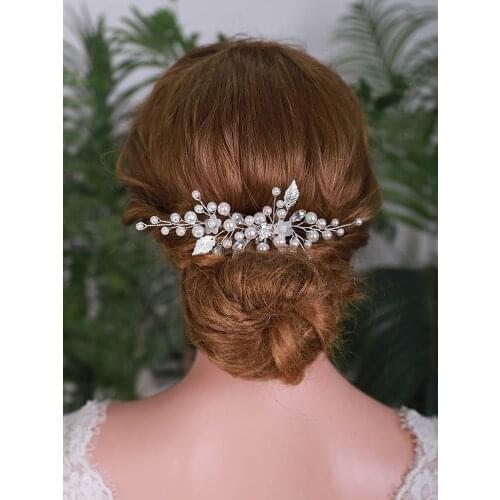 Trendy Hair Clips Party Headdress Leaf Hair Pearl Headpieces Bride Hair Comb Wedding Hair Accessories Bridal Headdress For Women