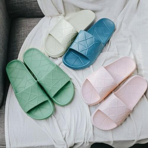 Thick Bottom Home Indoor Slippers Bathroom Slippers Women Bath Non-Slip Home Men Slippers Men Mans Shoes Flip Flops
