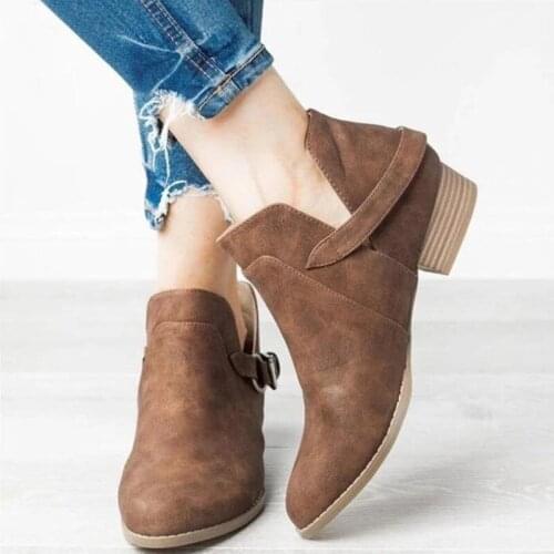 2020 Women Pointed Toe Med Square Heel Vintage Boots Women Ankle Buckle Strap Gladiator Boots Office Career Autumn Shoes