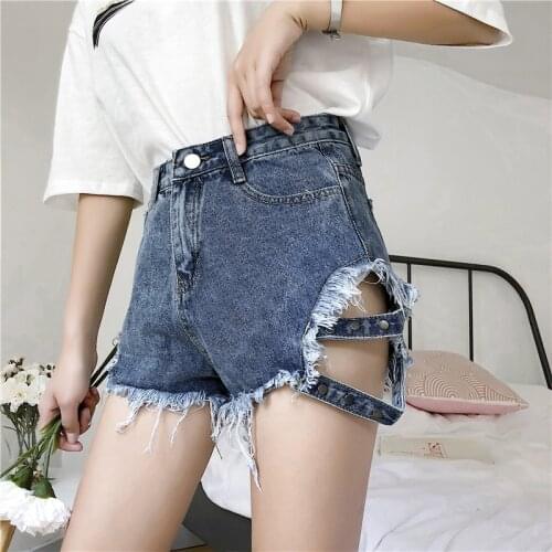 2020 Womens Summer New Loose Worn Out Hollow Denim Shorts