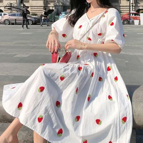 Summer Cotton Sweet Retro Plus Size Print Strawberry Dress New Korean Lantern Short Sleeve Womens V-neck Midi Dress 9372
