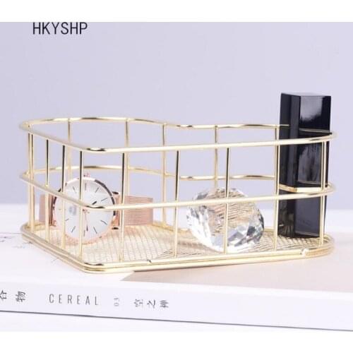 HKYSHP Creative love heart-shaped golden wrought iron storage basket rose gold storage finishing basket school office supplies