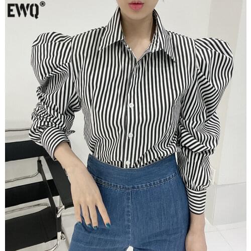 EWQ Short Sleeve Blouses