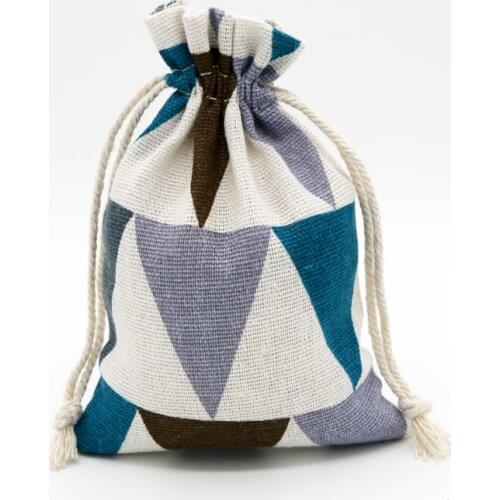 Jewelry Display Pouches 10pcs/lot 10x14cm with Colorful Triangle Printed Drawstring Cotton Bags for Candy Gifts Beads Packaging